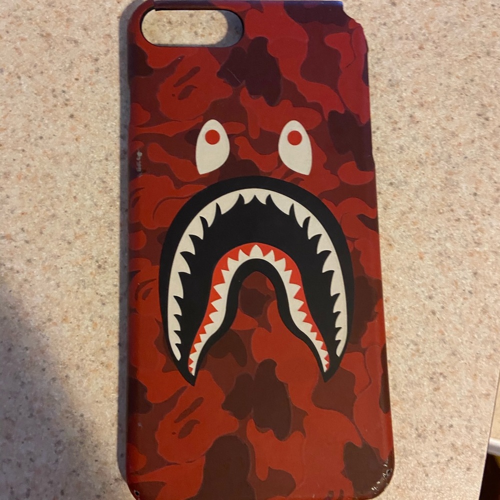 BAPE CASE REAL